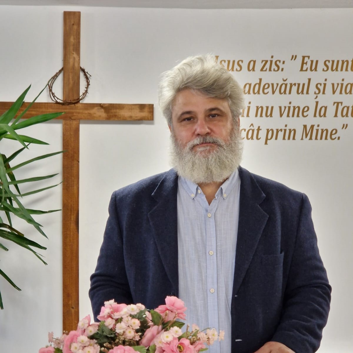 Despre noi - Stan Radu